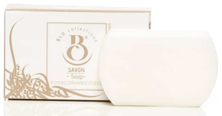 Savon à l'huile d'amande végétale 15gr - Emballage épuré Blanc & doré mat Carton écologique & recyclable